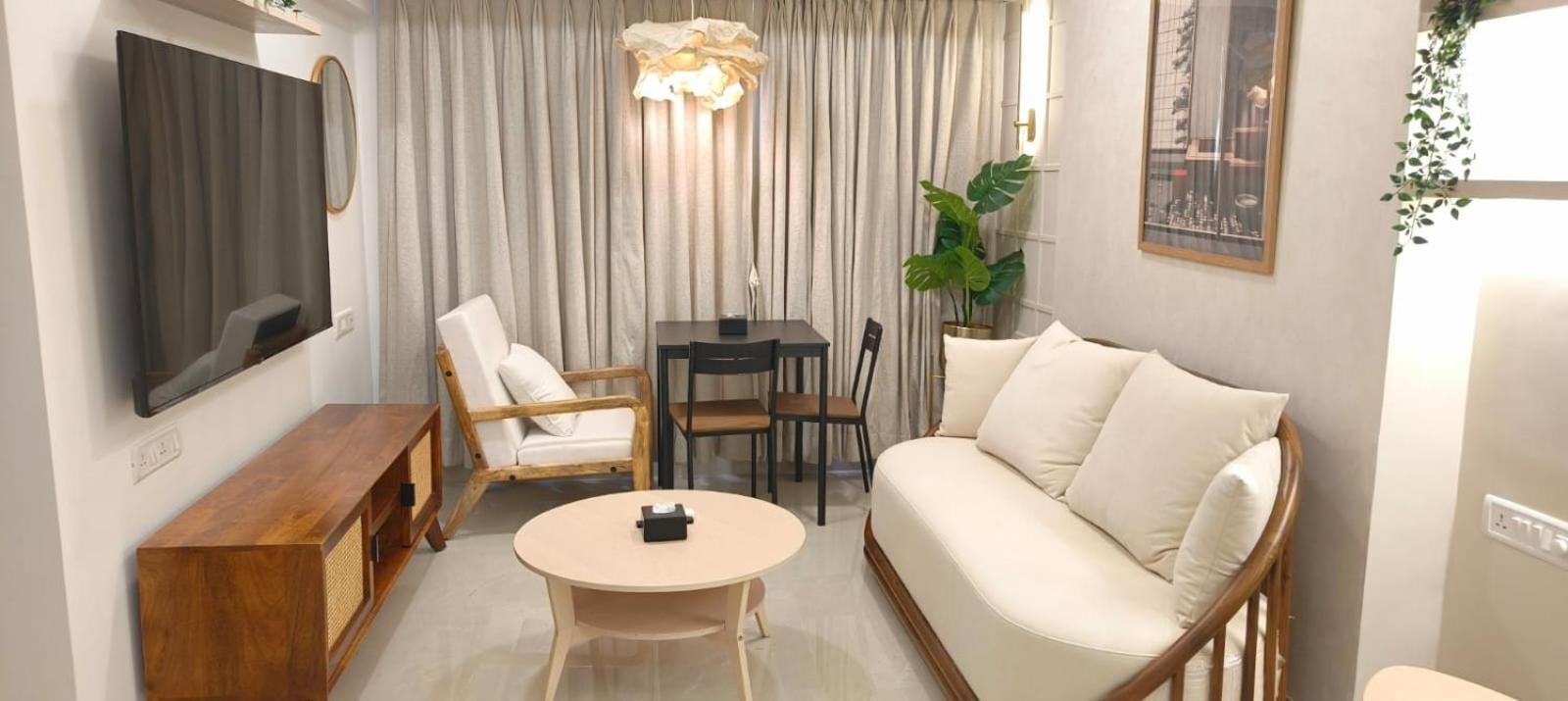 Selene 2bhk Bandra W By The Company Apartament *