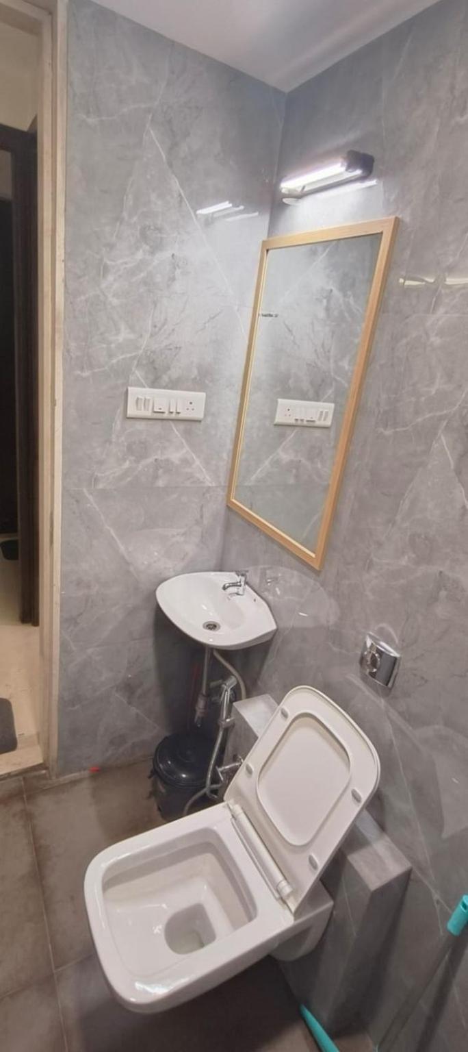 Selene 2bhk Bandra W By The Company Bombaj
